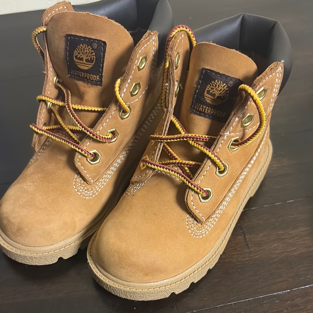 Timberland Tan Boots High-Top Ankle Durable